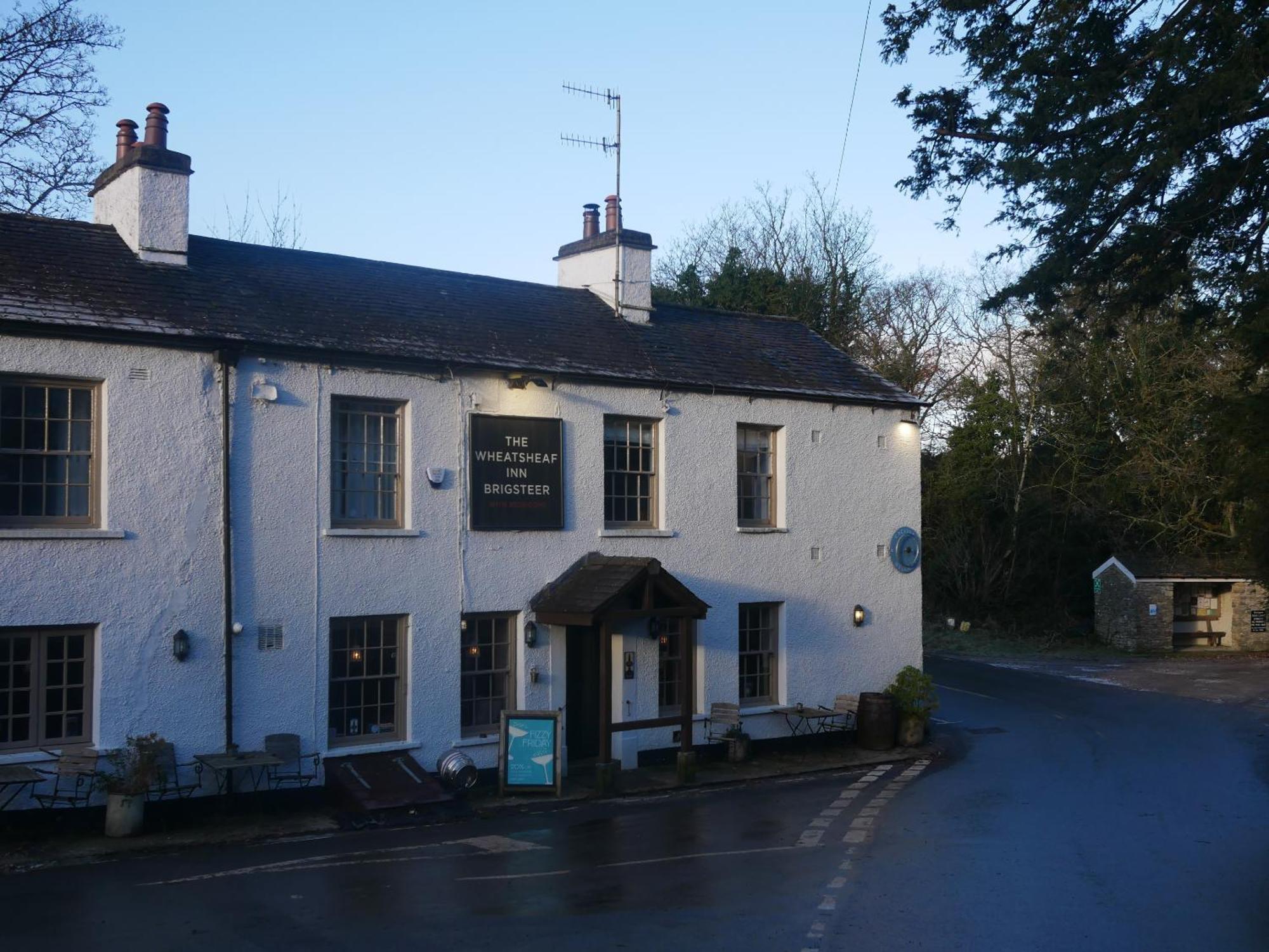 The Wheatsheaf Inn Kendal Exterior foto