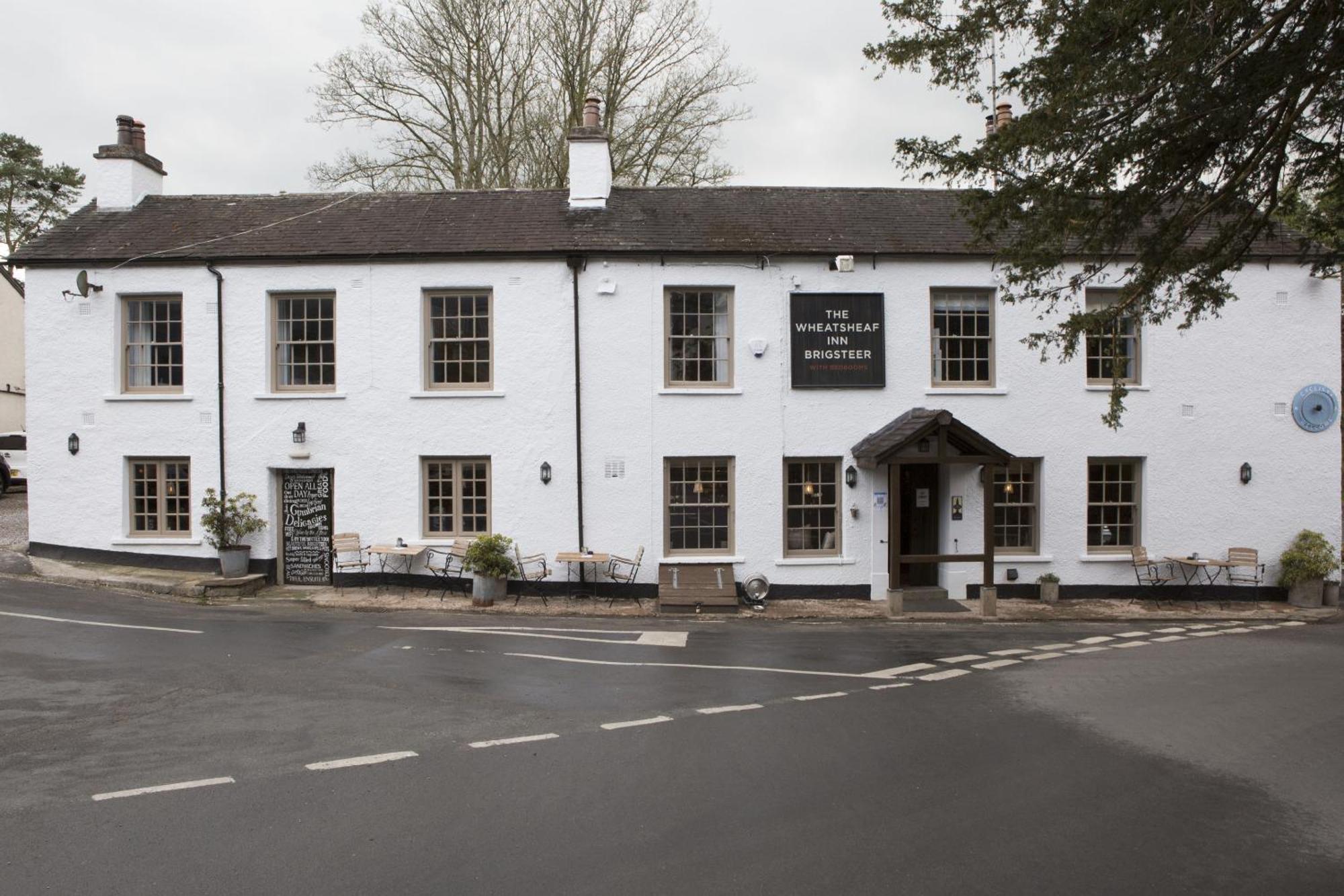 The Wheatsheaf Inn Kendal Exterior foto